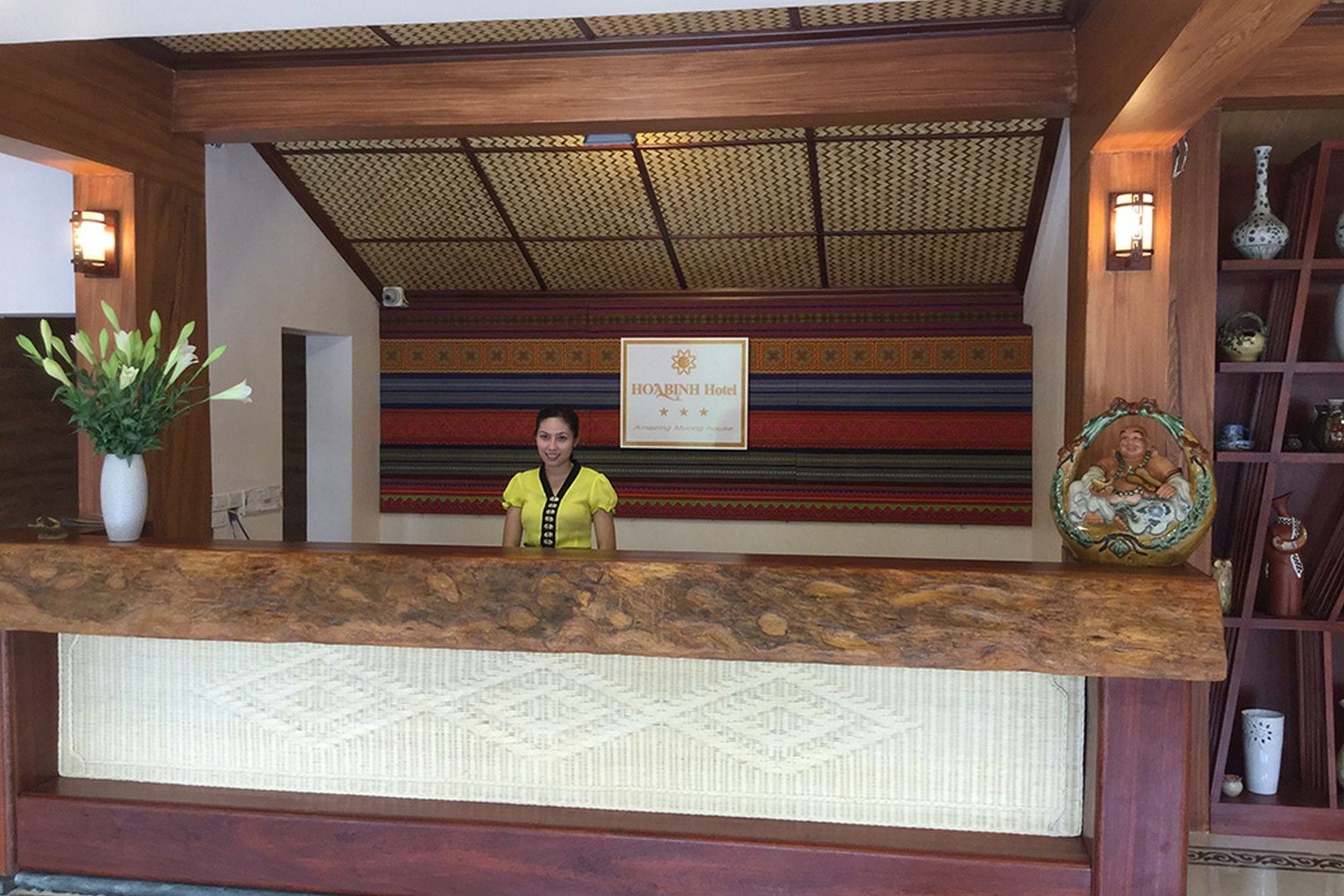 Hoa Binh Hotel Екстер'єр фото