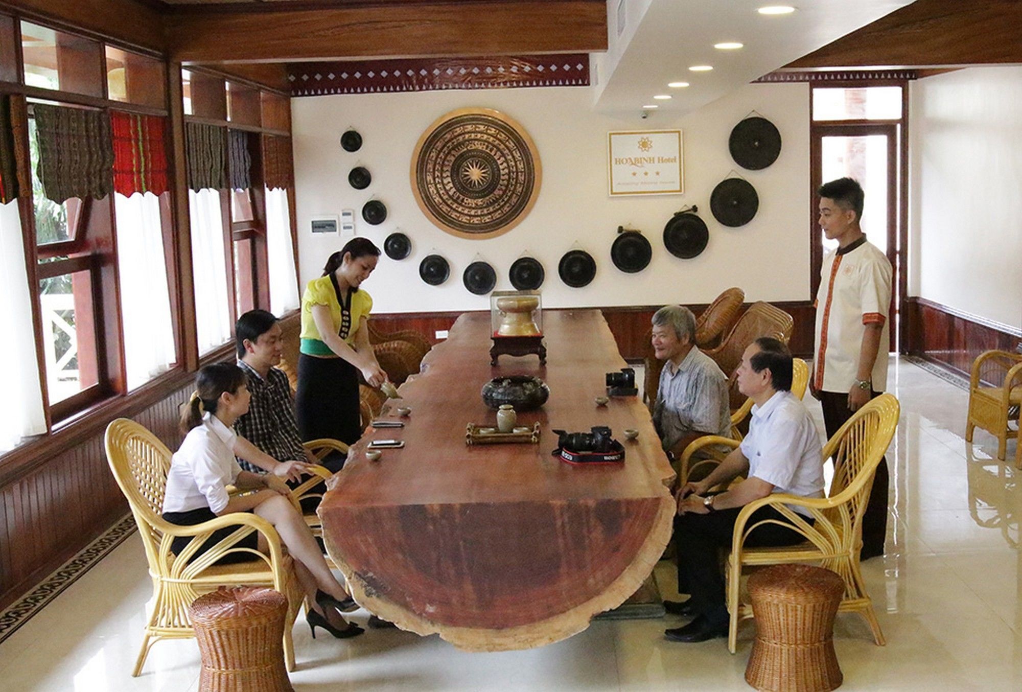 Hoa Binh Hotel Екстер'єр фото